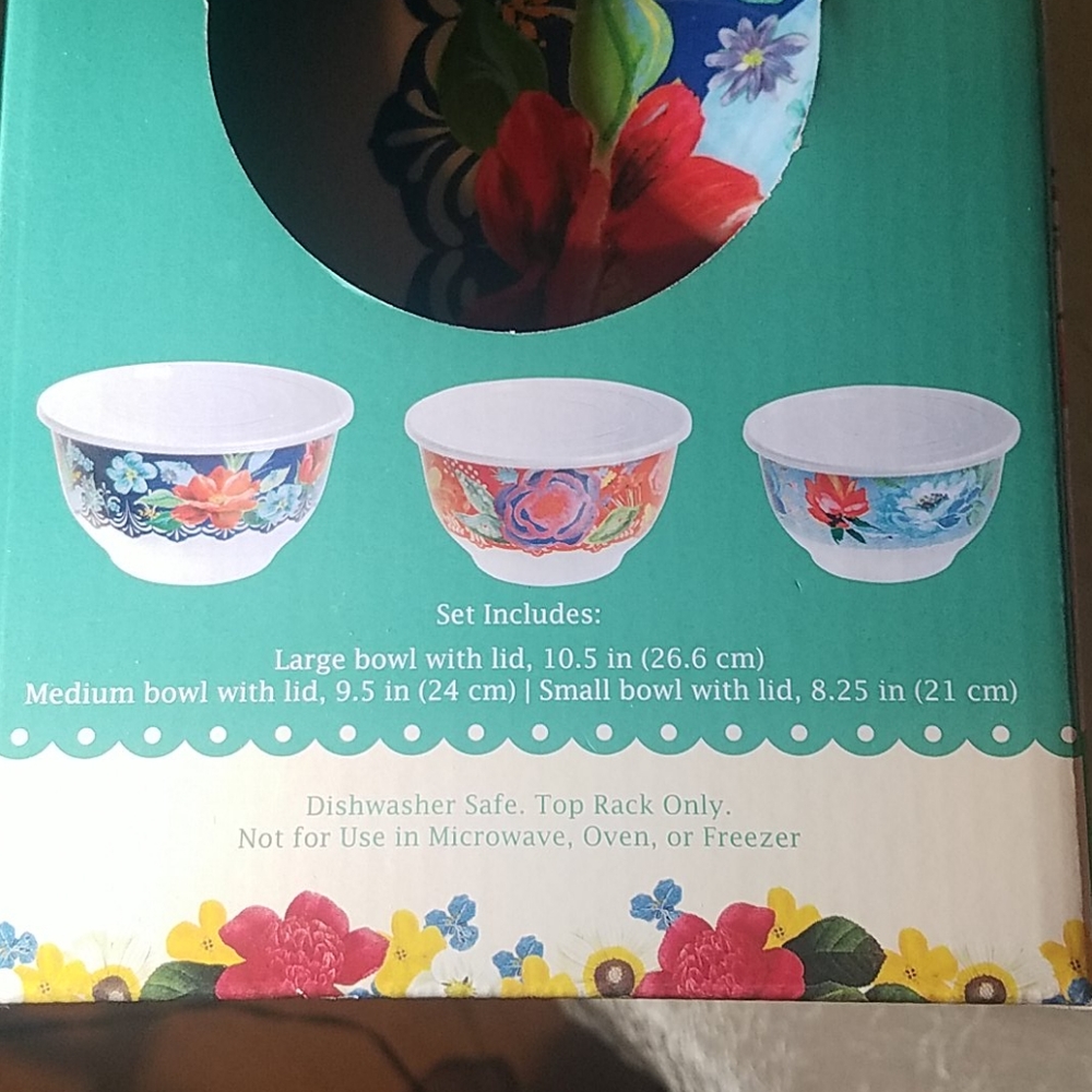 3 pc. Serving Bowl Set w/lids, Spring Bouquet - Picture 2 of 7